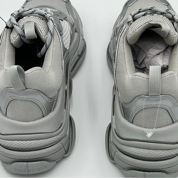 Balenciaga Triple S Men’s Sneakers Silver Metallic size 40 US Mens 7 - Picture 6 of 8